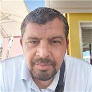 Offro lezioni di inglese per medie e superiori. 12 anni a Londra. 1 Anno di esperienza di insegnamento Lingua Inglese . Sono certificato livello C1